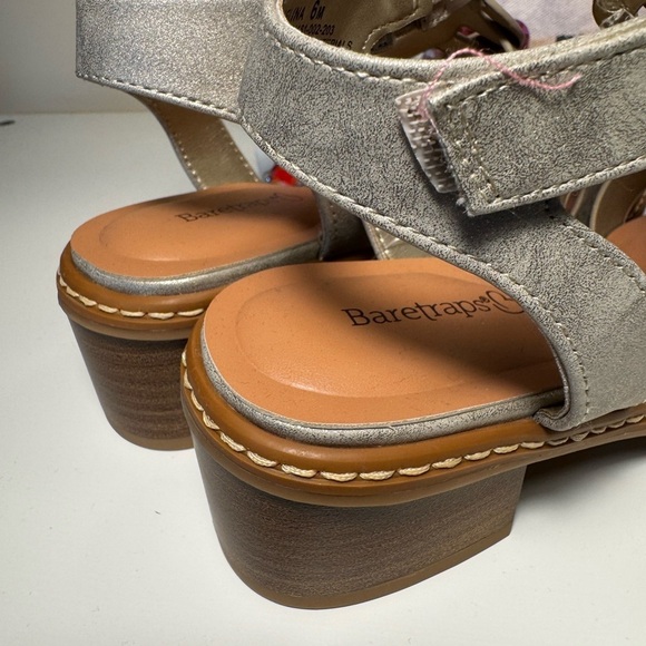 Bare Traps Strappy Block Heel Sandals NWT - Picture 9 of 12